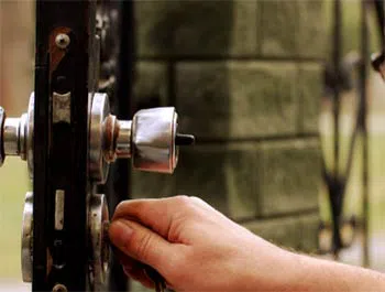 Denver Mobile Locksmiths Denver, CO 303-357-7671 Denver Mobile Locksmiths Denver, CO 303-357-7671 - 08